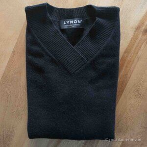 100% Cashmere V Neck Sweater – Black – Women's Small